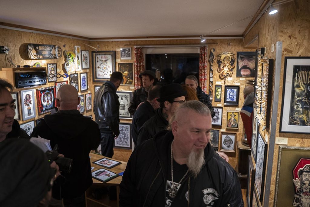 Impressionen von der Vernissage zur Ausstellung "Tribute to the Göd of Rock'n'Roll"