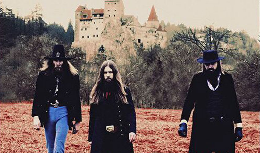 Album der Woche: Kadavar – For The Dead Travel Fast