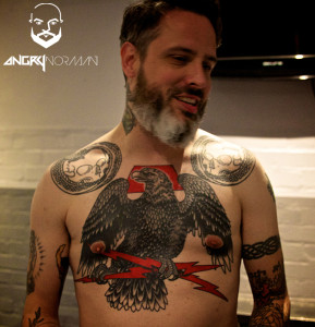 Nathans großes Chestpiece (Foto by AngryNorman)